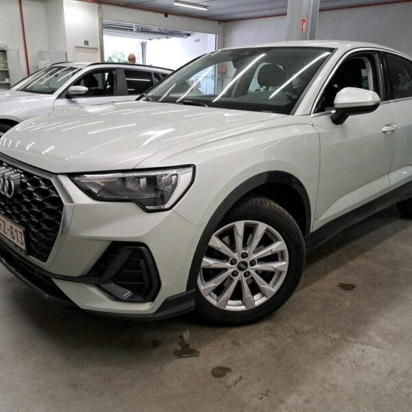 AUDI - AUD Q3 SB 35 TDI 150PK S-Tronic Business Edition Pack Business With Adaptive Cruise & Sound System